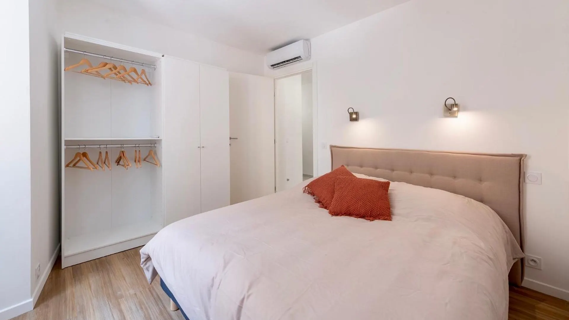 St Michel - Beau 3Pieces En Centre-Ville Climatise Menton Apartment
